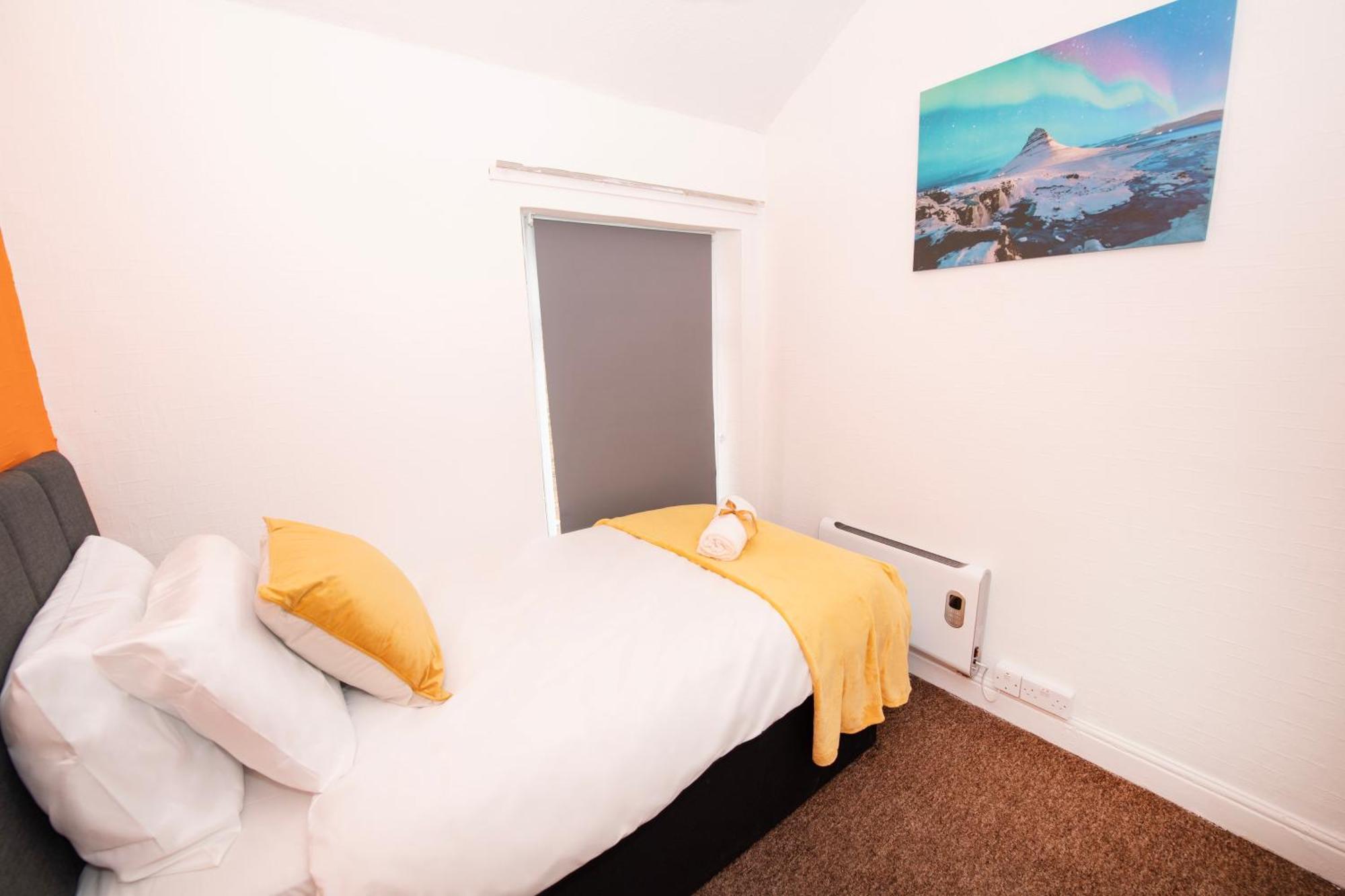 Versatile Cozy & Spacious Comfort Hull Apartments Kingston upon Hull Kültér fotó